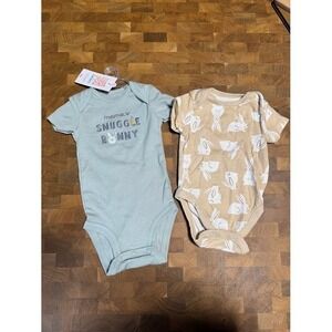 Carters and Old Navy Baby 2‎ Bodysuits Bunny Print Snuggle Bunny 3M